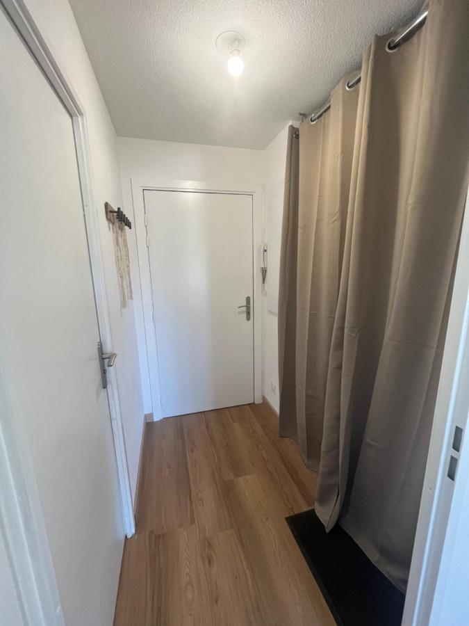T2 Avec Piscine Apartment *
